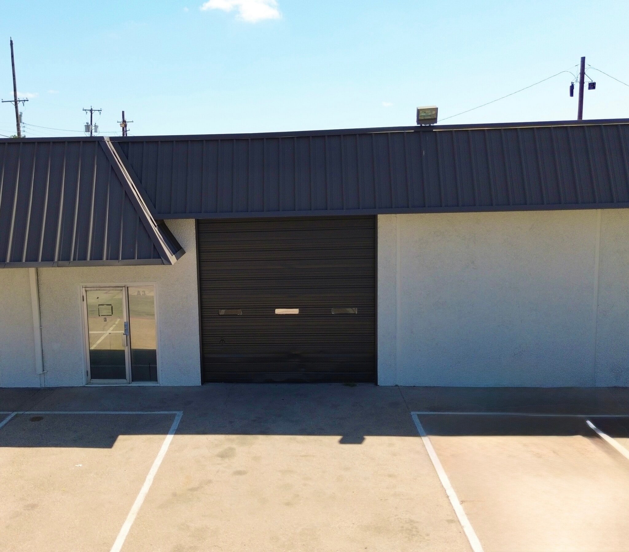 2800 W Division St, Arlington, TX for lease Building Photo- Image 1 of 6