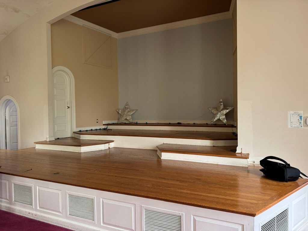 3455 N Glebe Rd, Arlington, VA for lease Interior Photo- Image 1 of 6