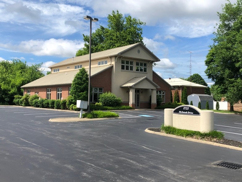 1721 McIntosh Dr, Bowling Green, KY for sale - Building Photo - Image 1 of 1