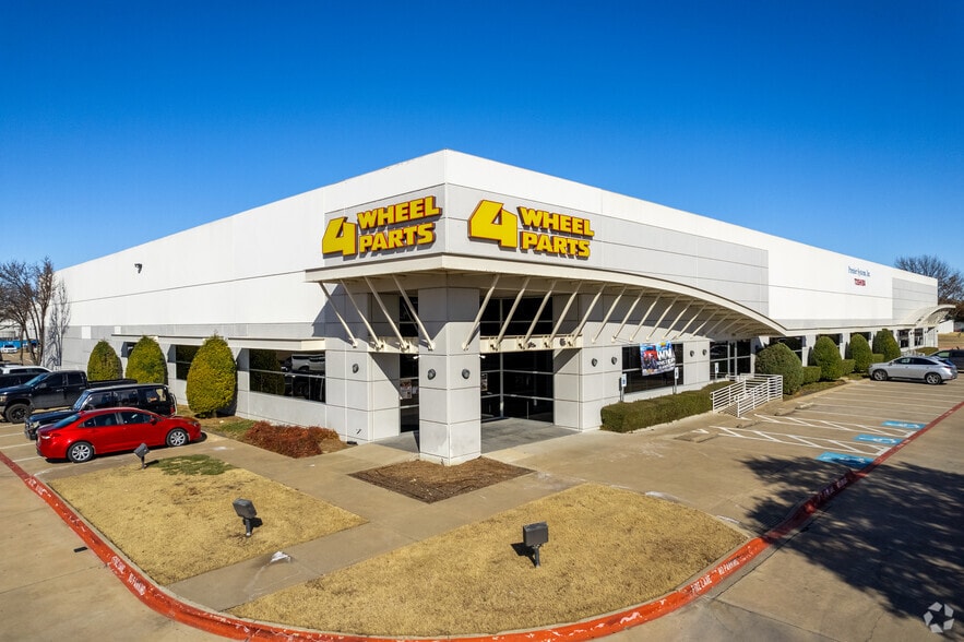 3001 E Plano Pky, Plano, TX for lease - Primary Photo - Image 1 of 5