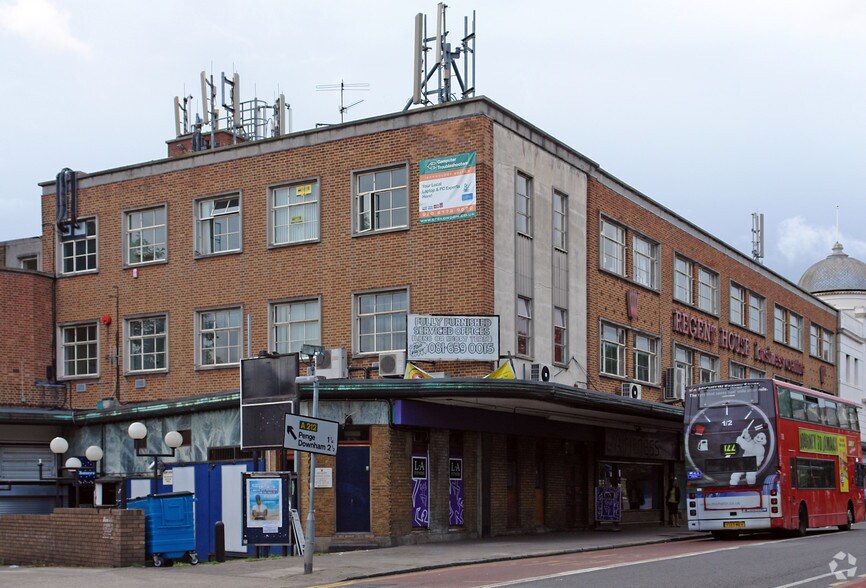 291-307 Kirkdale, London for lease - Building Photo - Image 2 of 4