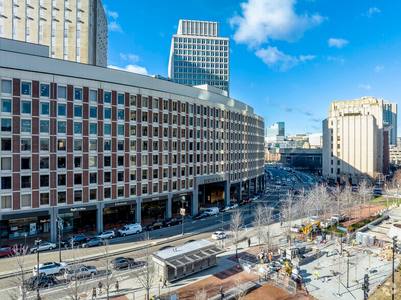 1 Center Plz, Boston, MA for lease - Building Photo - Image 1 of 10