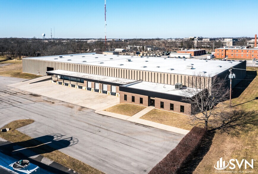 1025 Russell Cave Rd, Lexington, KY 40505