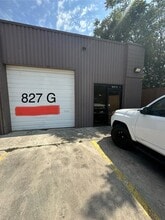 827-863 N IH 35, New Braunfels, TX for lease Interior Photo- Image 1 of 5