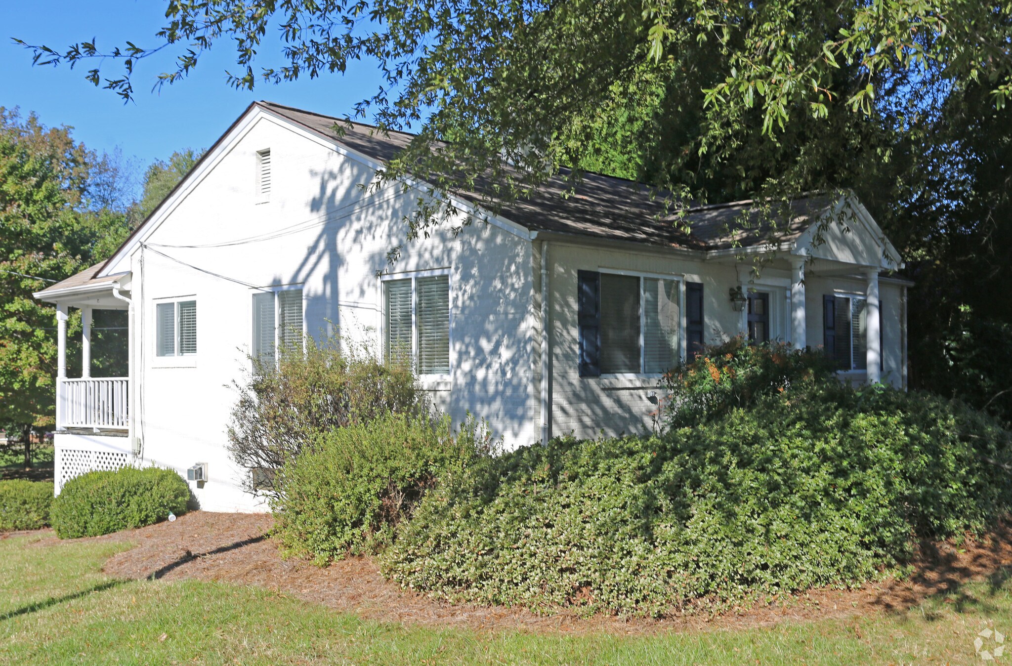 201 Muirs Chapel Rd, Greensboro, NC 27410