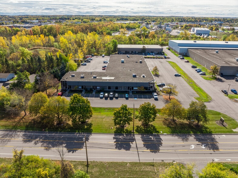 2975 Brighton Henrietta Town Line Rd, Rochester, NY for sale - Building Photo - Image 3 of 12