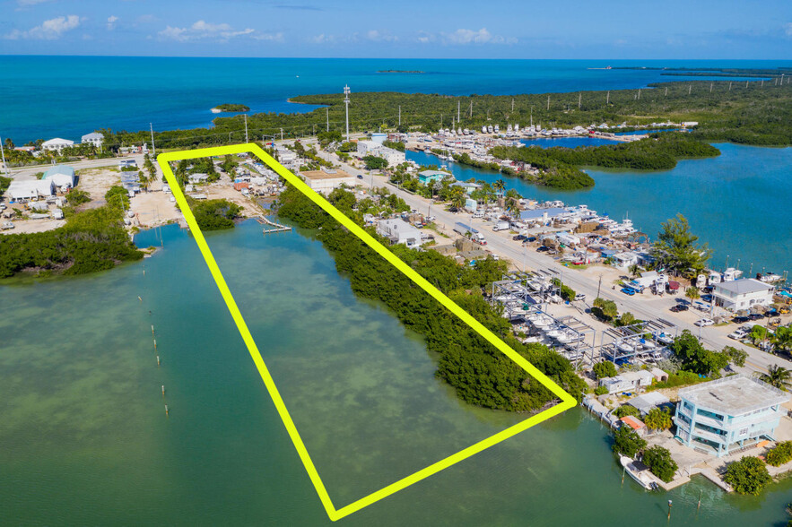 13759 Overseas Hwy, Marathon, FL for sale - Building Photo - Image 1 of 1