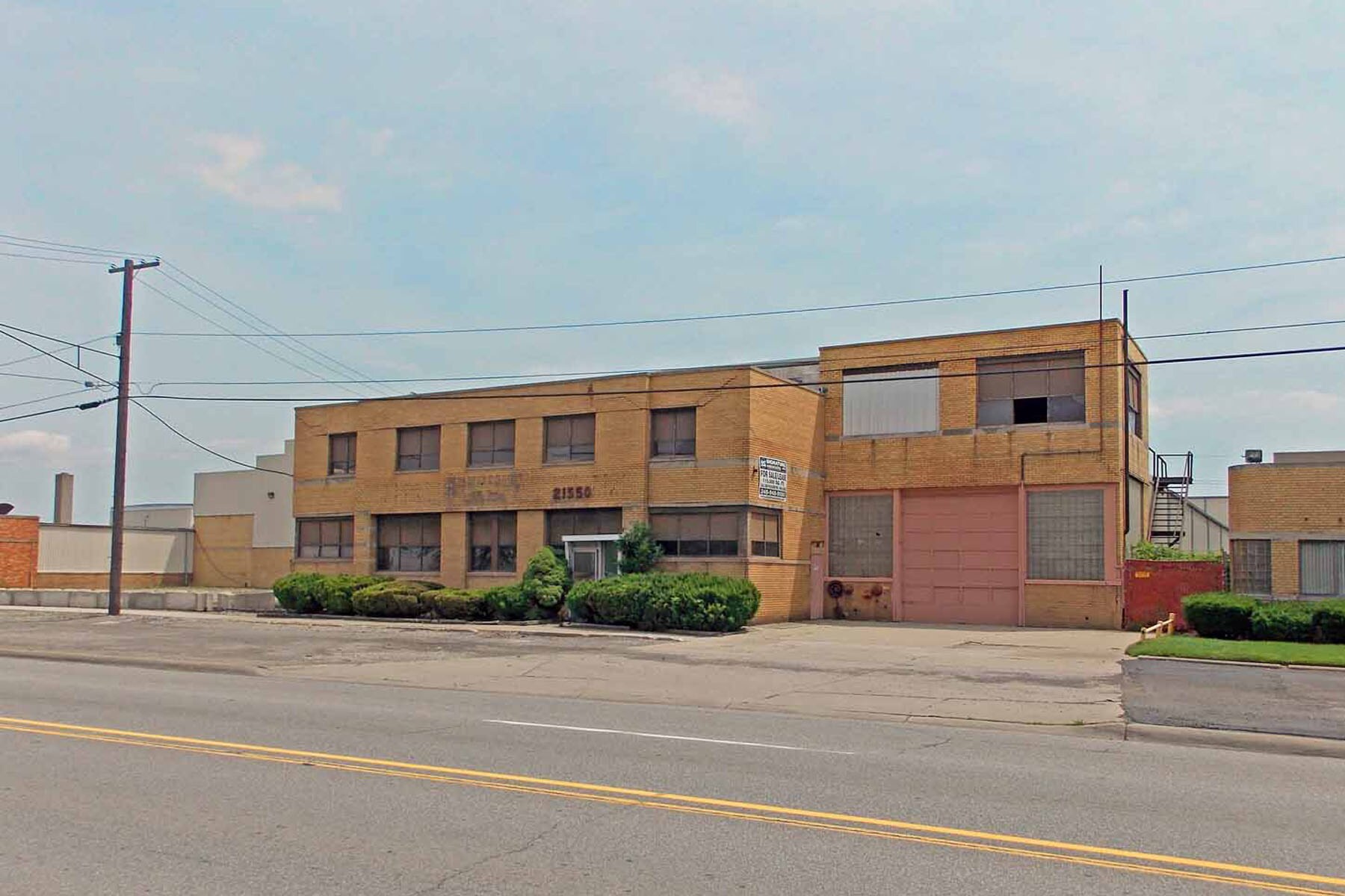 21550 Hoover Rd, Warren, MI for sale Primary Photo- Image 1 of 1