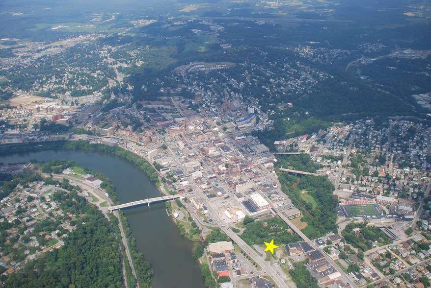 960 University Ave, WV 26505