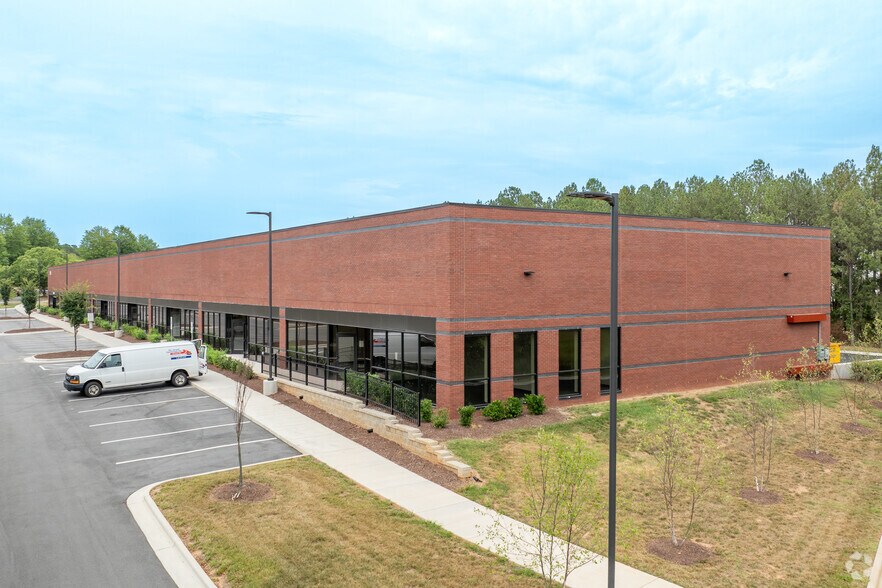 2101 Garner Station Blvd, Raleigh, NC for lease - Building Photo - Image 3 of 16