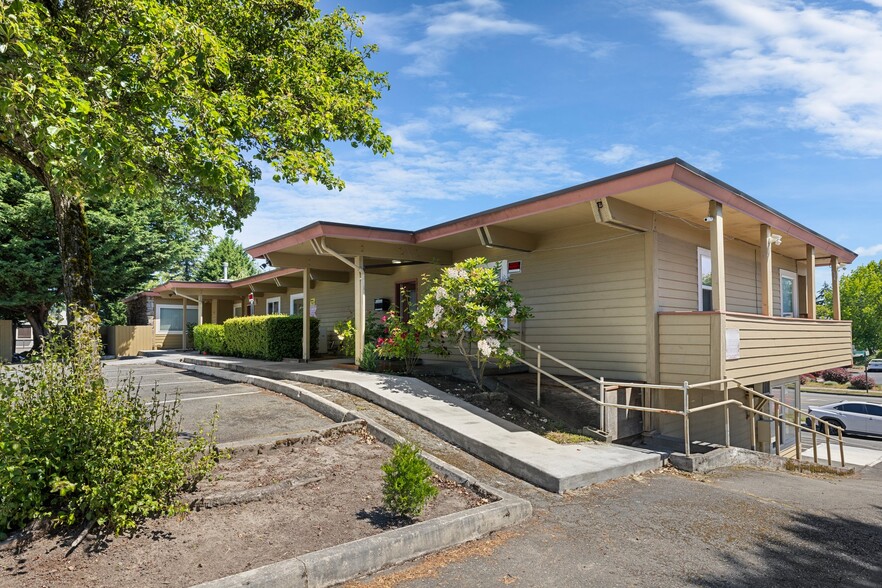 14235-14237 Ambaum Blvd SW, Burien, WA for sale - Building Photo - Image 3 of 17