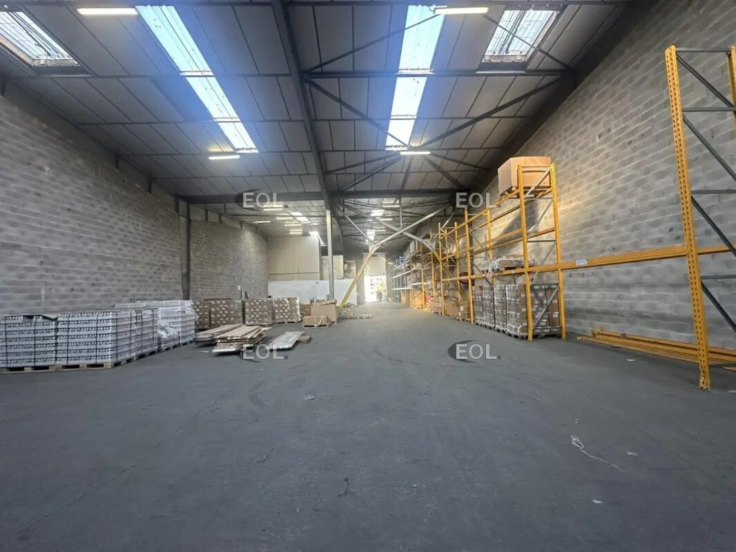 Industrial in Marseille for lease Interior Photo- Image 1 of 5