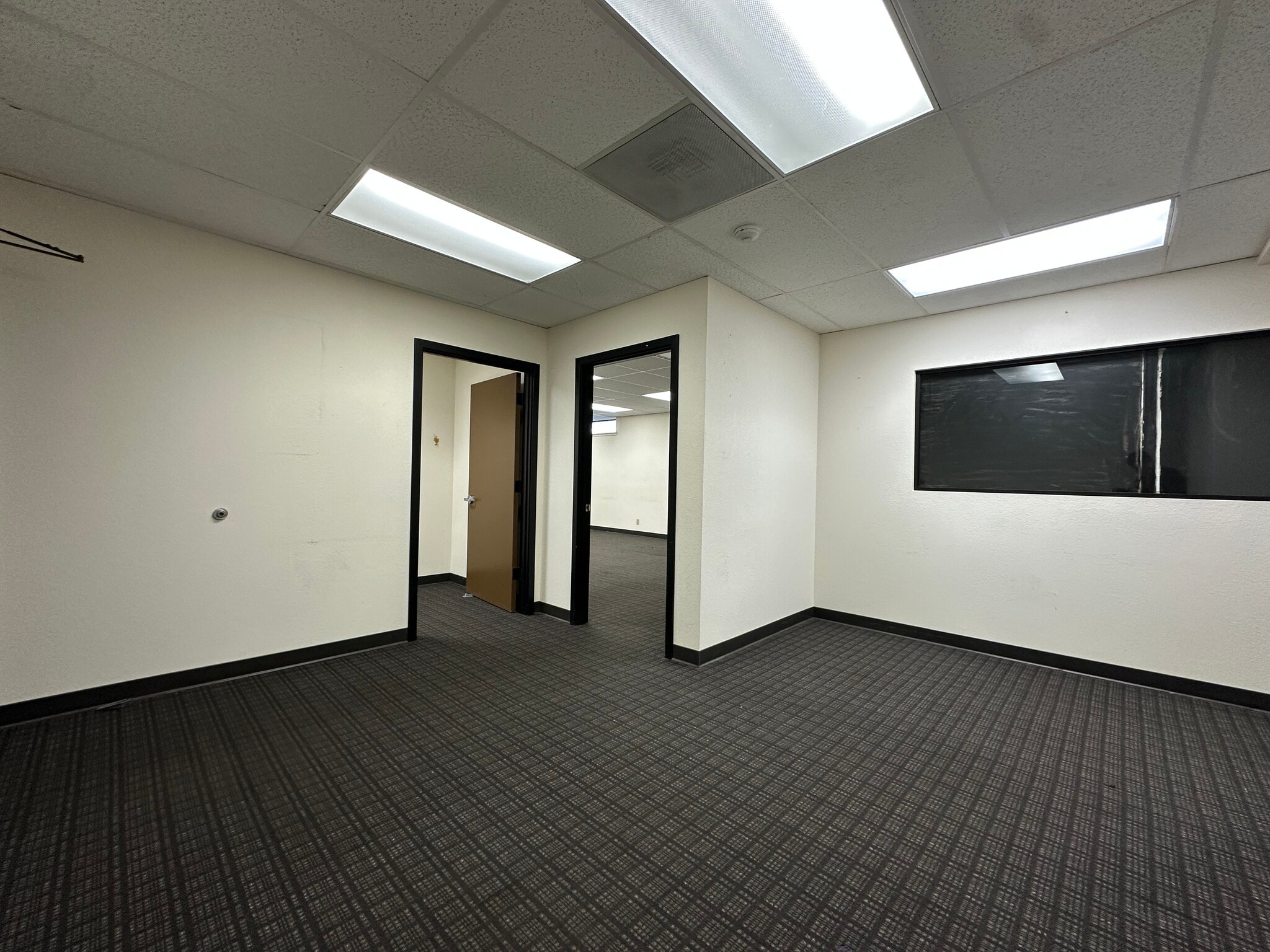1301 Cordone Ave, Reno, NV for lease Interior Photo- Image 1 of 4