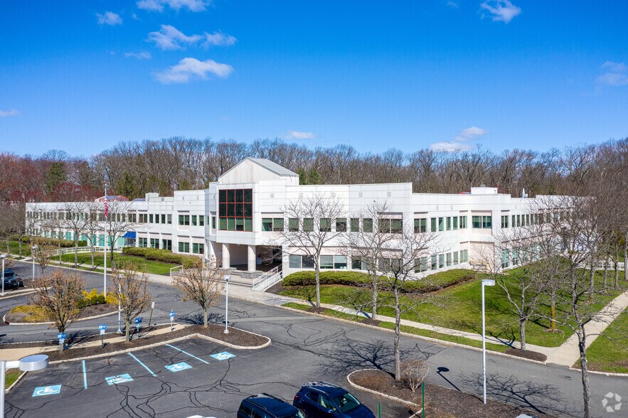 333 Route 46, Mountain Lakes, NJ 07046