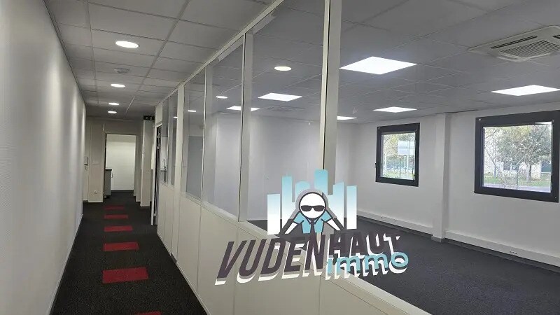 Office in Toulouse for lease - Interior Photo - Image 2 of 9