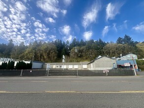 2727 NW St Helens Rd, Portland, OR for lease Building Photo- Image 2 of 3