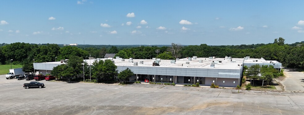 3101 Woodlawn Blvd, Denison, TX for sale - Building Photo - Image 2 of 4