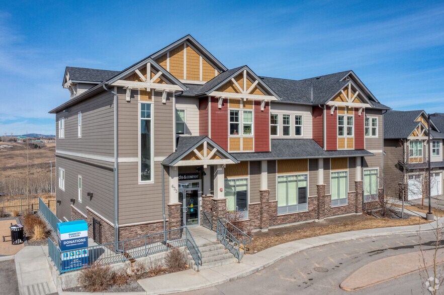 101 Sunset Dr, Cochrane, AB for sale - Building Photo - Image 2 of 10