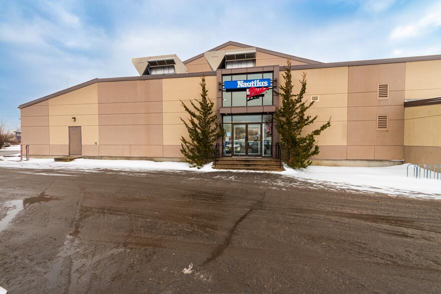 47 Boul Saint-Jean-Baptiste, Châteauguay, QC for lease - Building Photo - Image 2 of 6