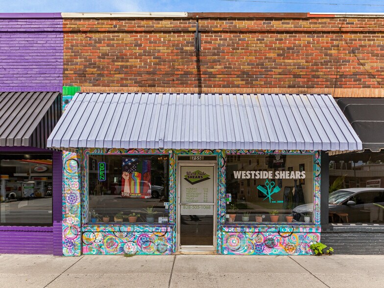 755 Haywood Rd, Asheville, NC 28806