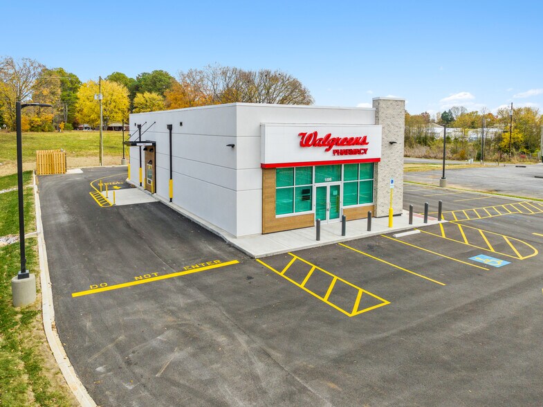 1006 Main St, Munfordville, KY 42765