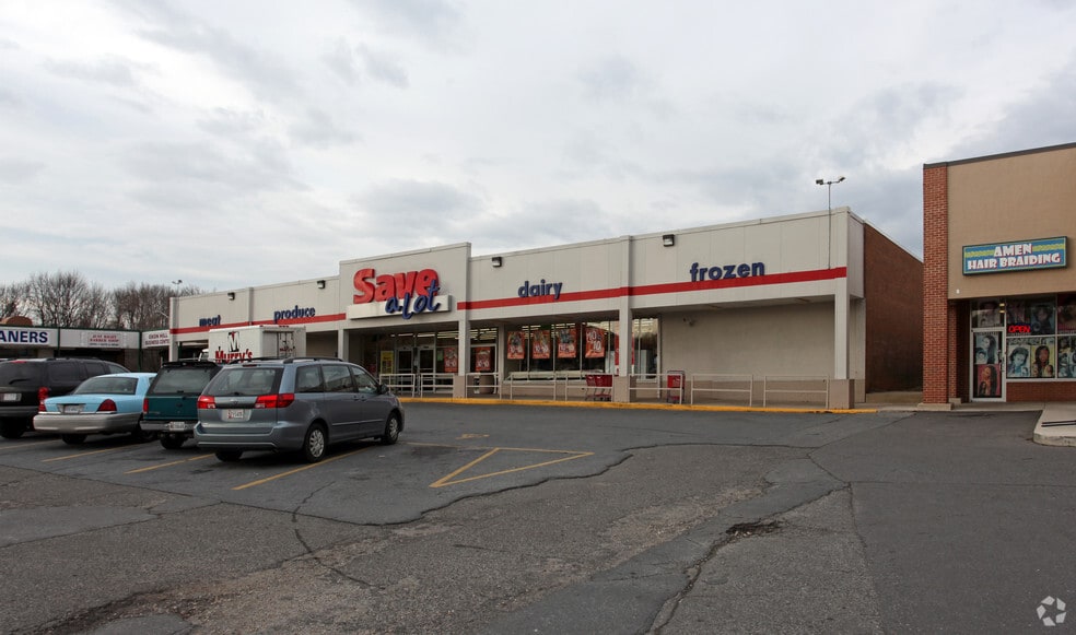 6301-6371 Livingston Rd, Oxon Hill, MD for lease - Primary Photo - Image 1 of 2
