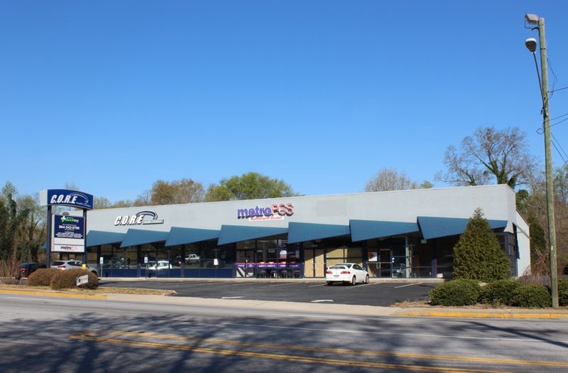 958 E Main St, Spartanburg, SC for lease - Primary Photo - Image 1 of 10