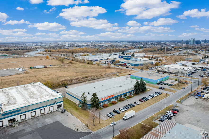 2023 2nd Ave SE, Calgary, AB for lease - Aerial - Image 2 of 5