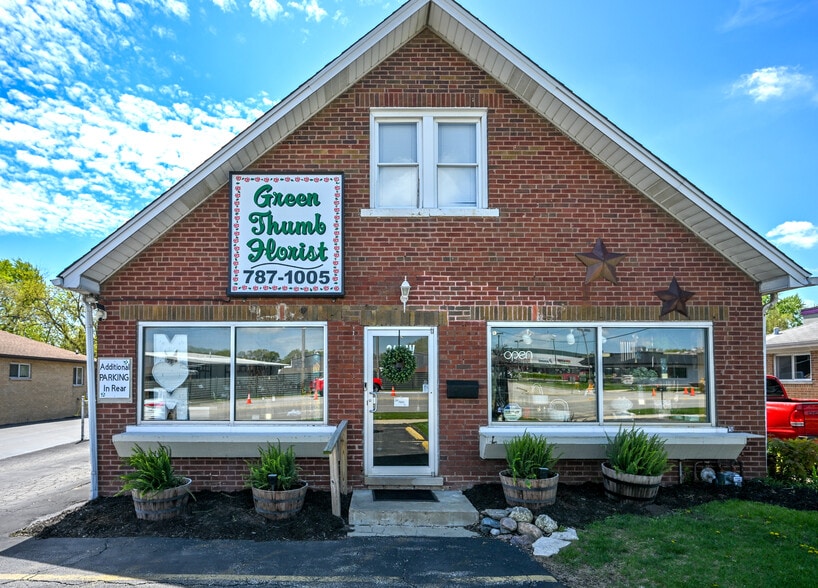 310 W Irving Park Rd, Wood Dale, IL for sale - Building Photo - Image 1 of 51