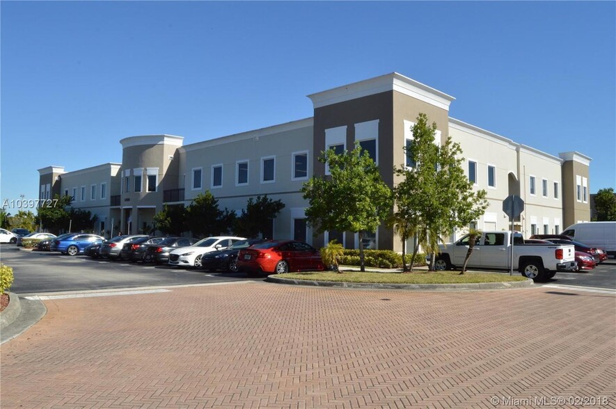 13595 SW 134th Ave, Miami, FL for lease - Building Photo - Image 3 of 3