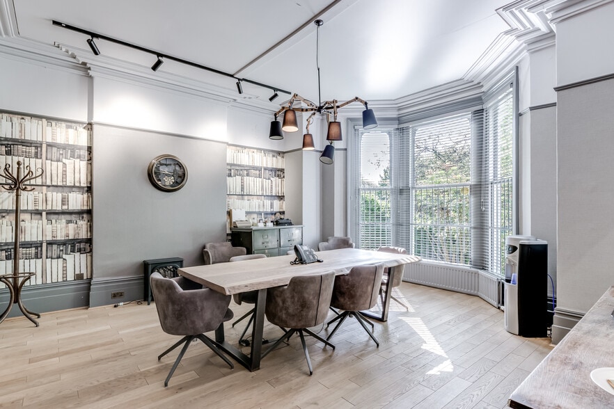 60 Chorley New Rd, Bolton for sale - Interior Photo - Image 2 of 3