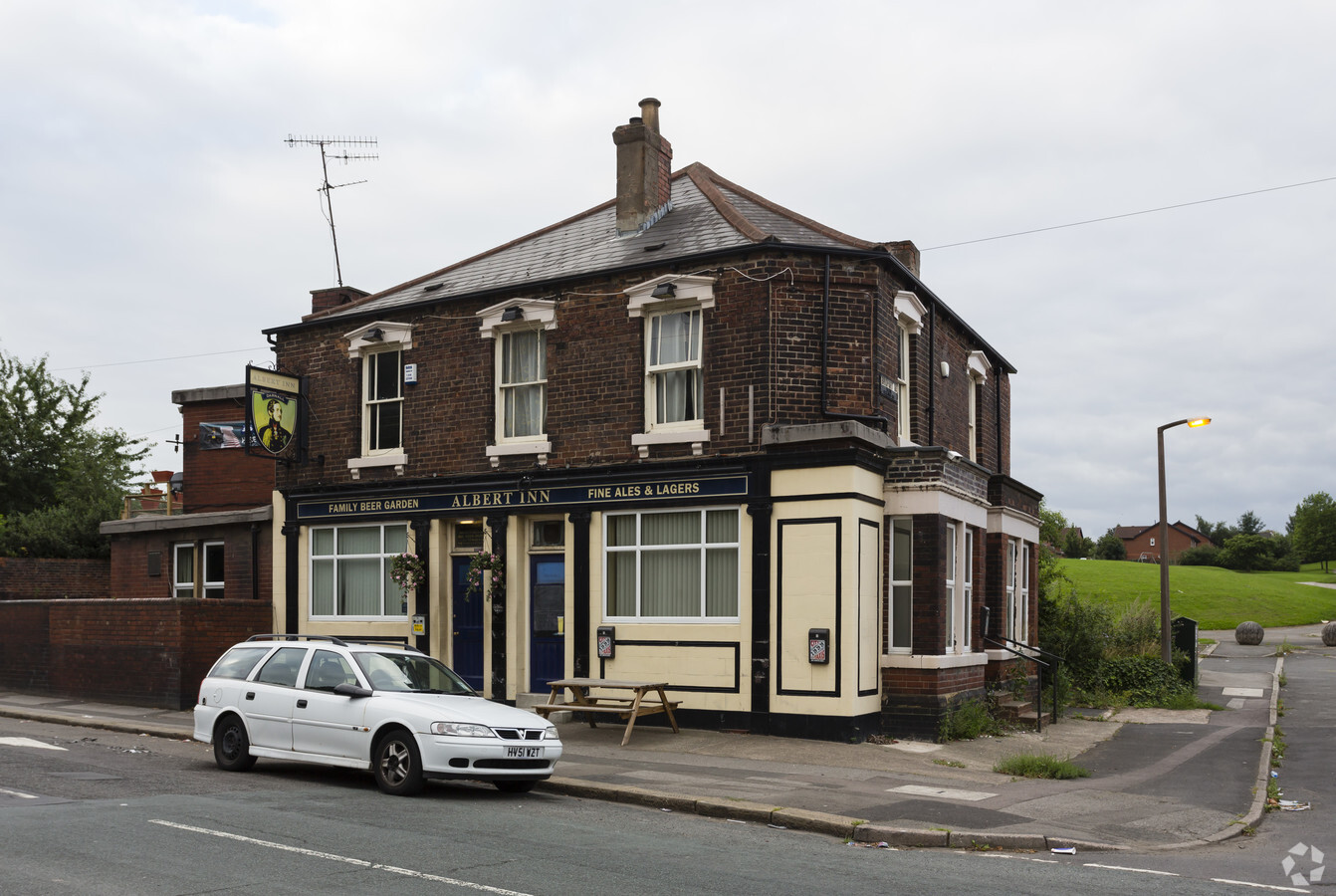 Darnall Rd, Sheffield, SYK S9 5AD | LoopNet