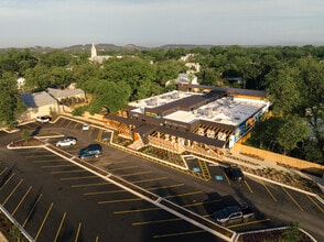 206 N Milam St, Fredericksburg, TX for lease Building Photo- Image 1 of 9