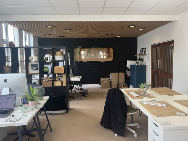 12 Lemon St, Truro for lease - Building Photo - Image 3 of 9