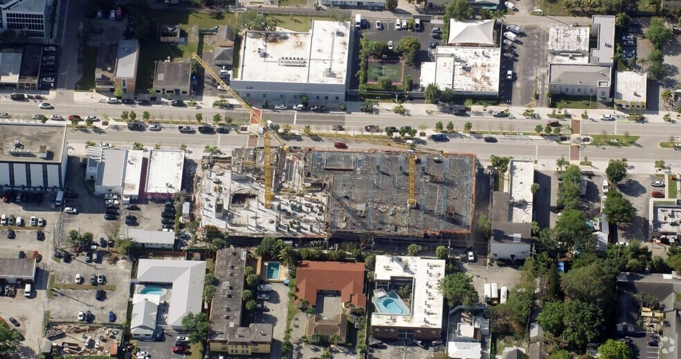 2233 Hollywood Blvd, Hollywood, FL for lease - Primary Photo - Image 2 of 32