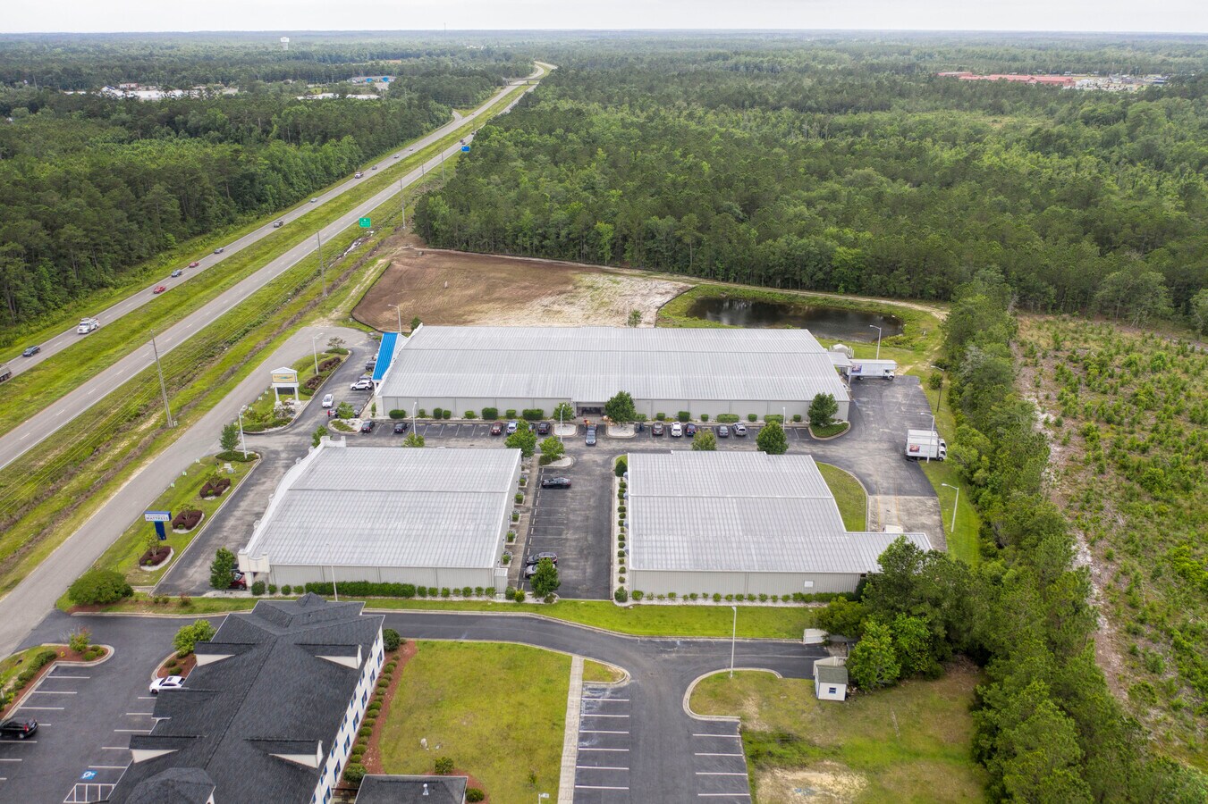 3674 Express Dr, Shallotte, NC 28470 Williford Plaza