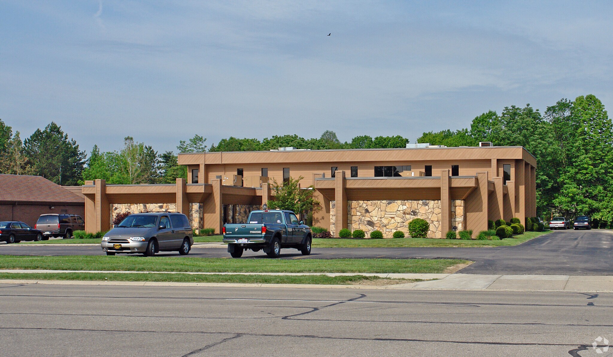 7865 Paragon Rd, Dayton, OH 45459 Paragon Office Bldg