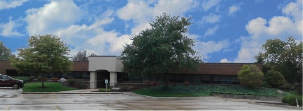 118 E Ludwig Rd, Fort Wayne, IN for sale - Building Photo - Image 1 of 1