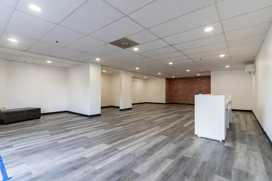 6172-6196 University Ave, San Diego, CA for lease - Interior Photo - Image 3 of 22