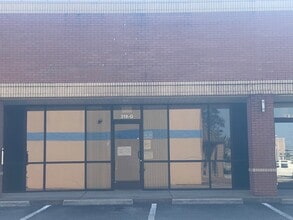 319 Vann Dr, Jackson, TN for lease Interior Photo- Image 1 of 14