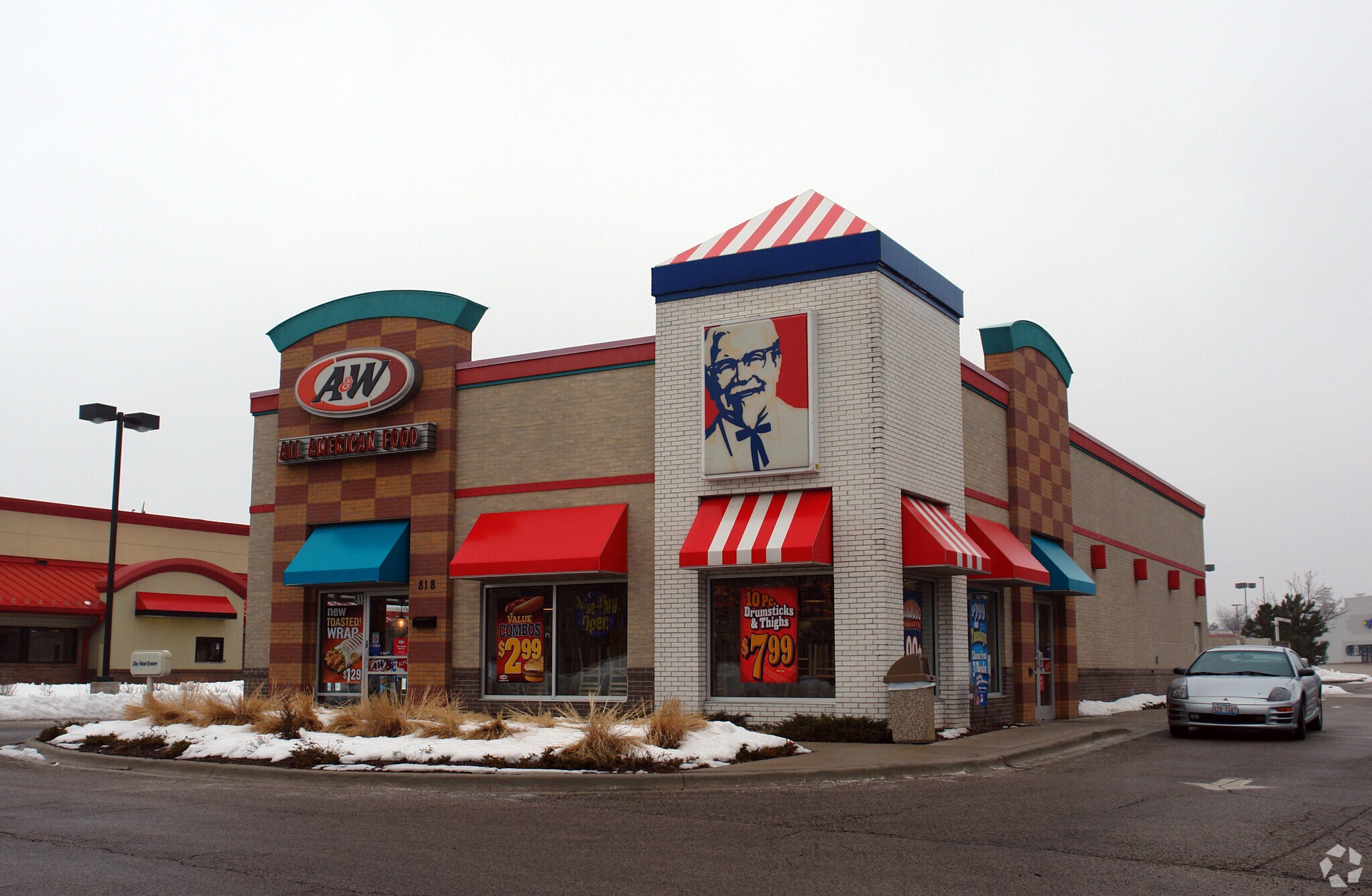 818 Main St, Dundee, IL for sale Building Photo- Image 1 of 1