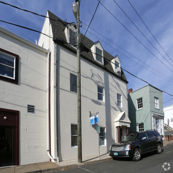 30-34 S 2nd St, Warrenton, VA for lease - Building Photo - Image 3 of 4