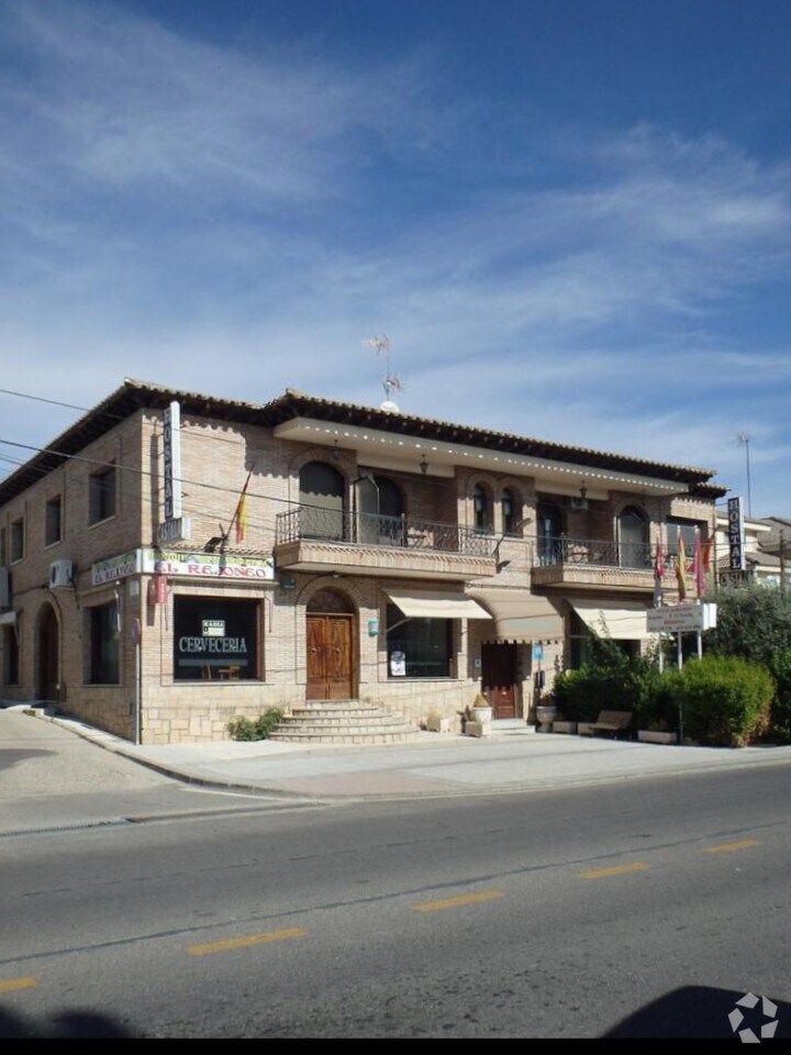 Retail in Mocejón, Toledo for sale Primary Photo- Image 1 of 1