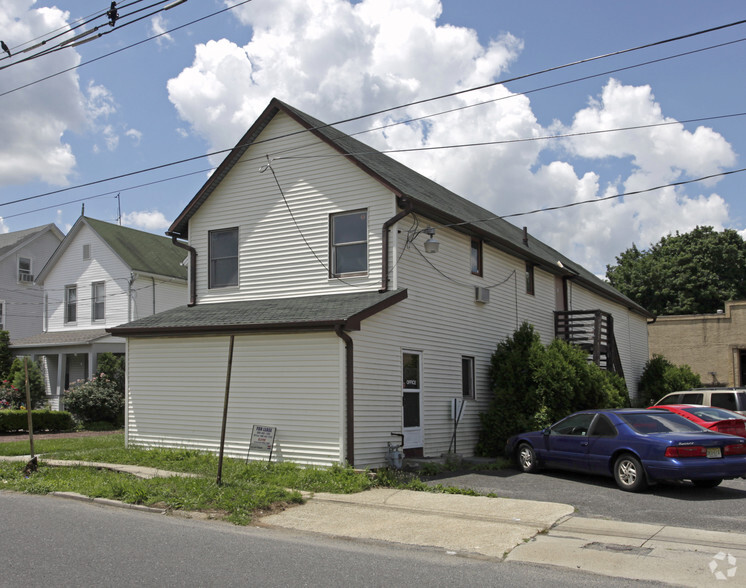 Industrial in Freehold, NJ for sale - Primary Photo - Image 1 of 1