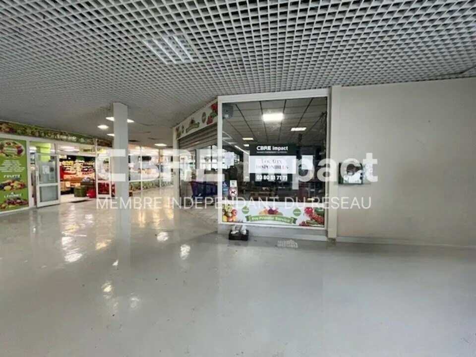 Retail in Marsannay-la-Côte for lease Building Photo- Image 1 of 6
