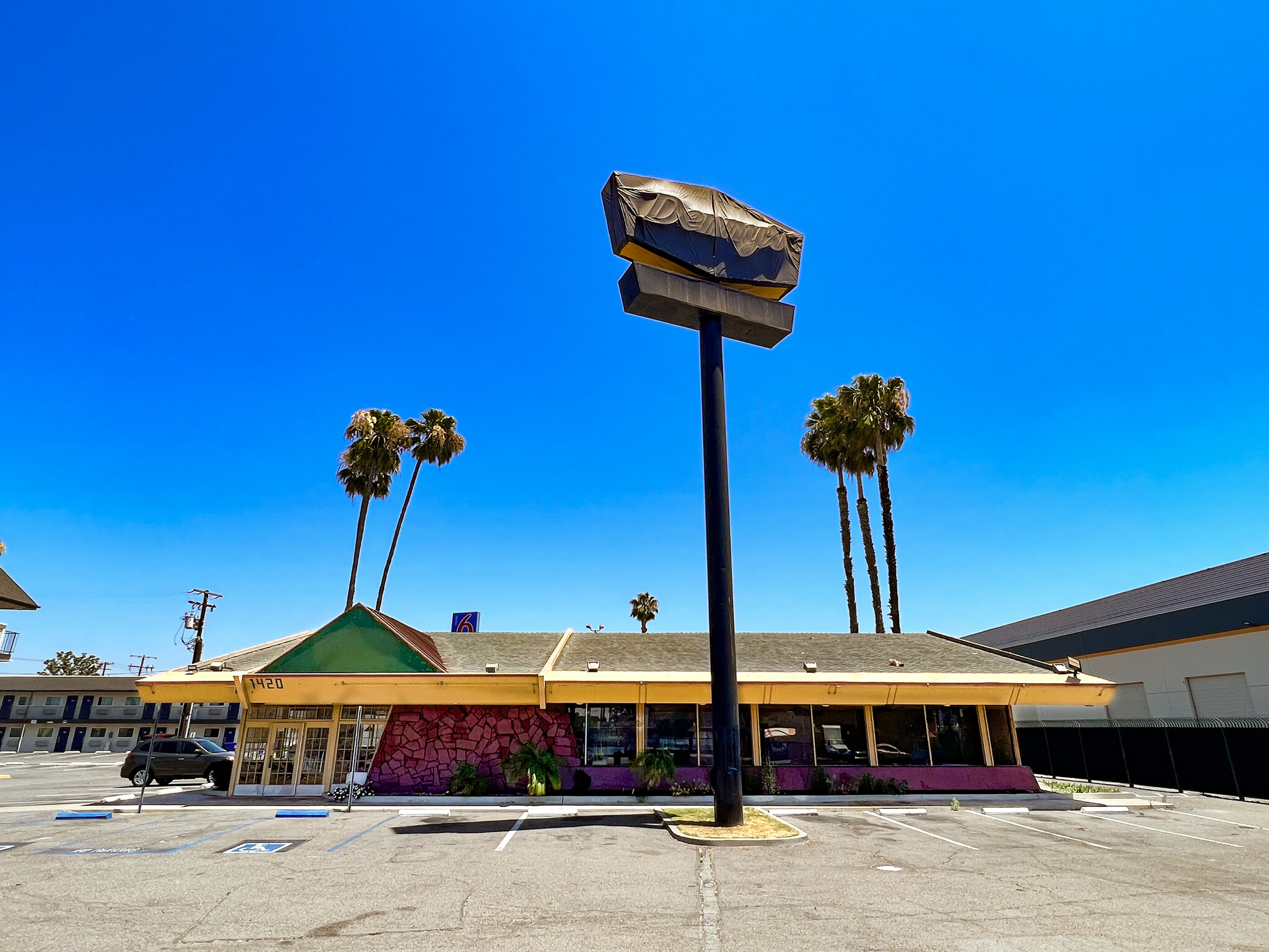 1420 N State College Blvd, Anaheim, CA for lease Building Photo- Image 1 of 5