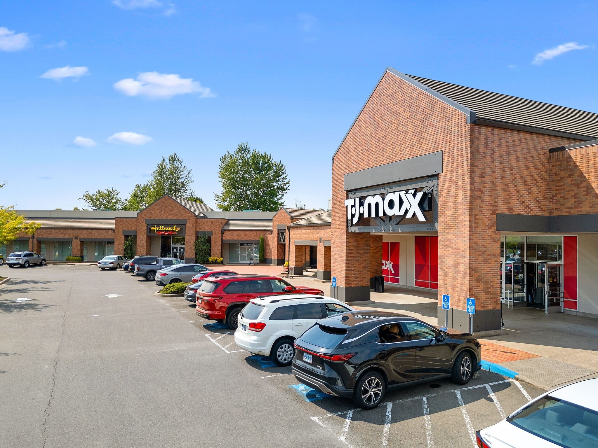 8515-8805 SW Tualatin Sherwood Rd, Tualatin, OR for lease Building Photo- Image 1 of 18