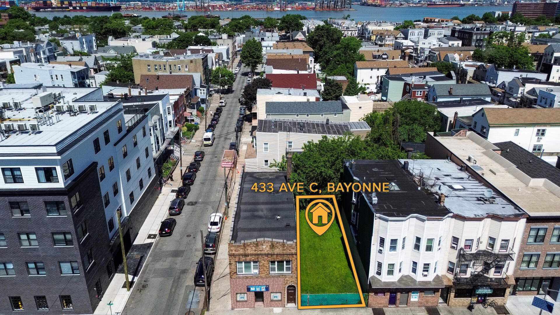 433 Avenue C, Bayonne, NJ for sale Primary Photo- Image 1 of 1