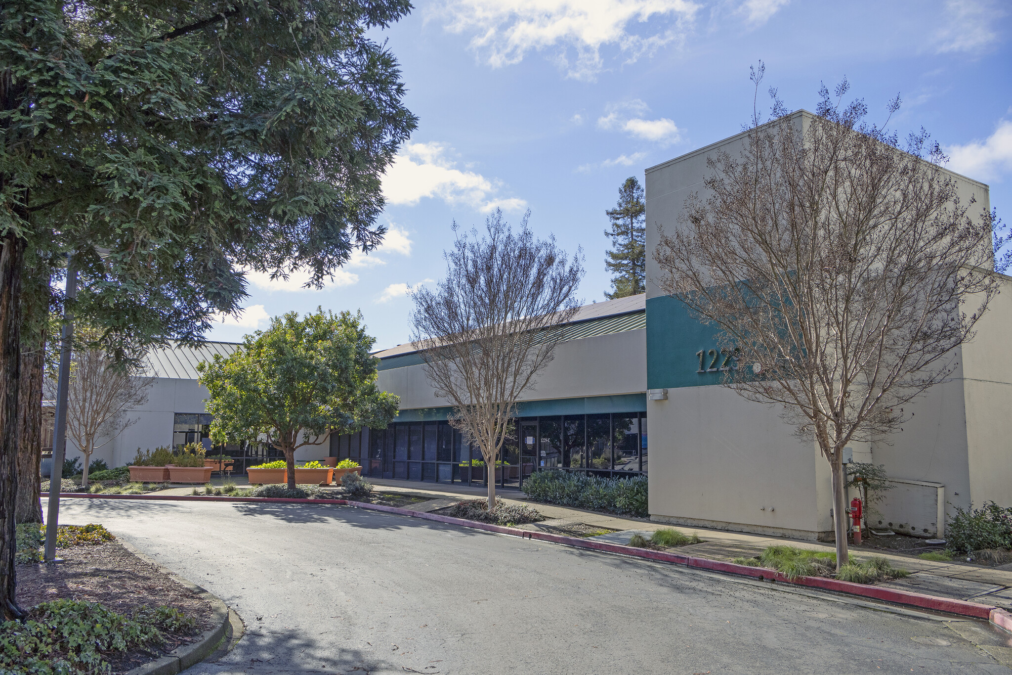 1229 N Dutton Ave, Santa Rosa, CA for lease Building Photo- Image 1 of 7