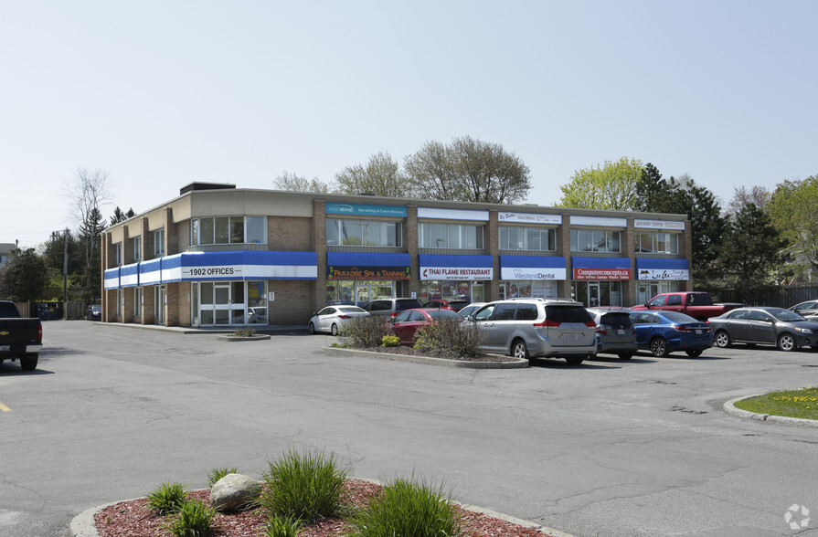 1902 Robertson Rd, Ottawa, ON for lease - Primary Photo - Image 1 of 3